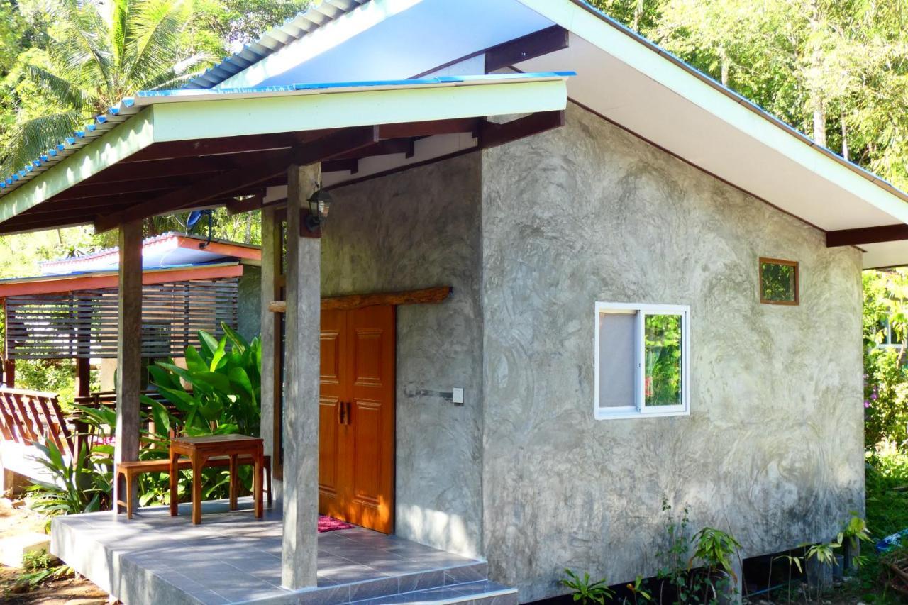 Chom Suan Homestay Ko Kut Екстер'єр фото